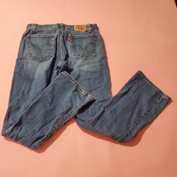 Levi's 525 Boot Cut Jeans - Picture 5 of 7